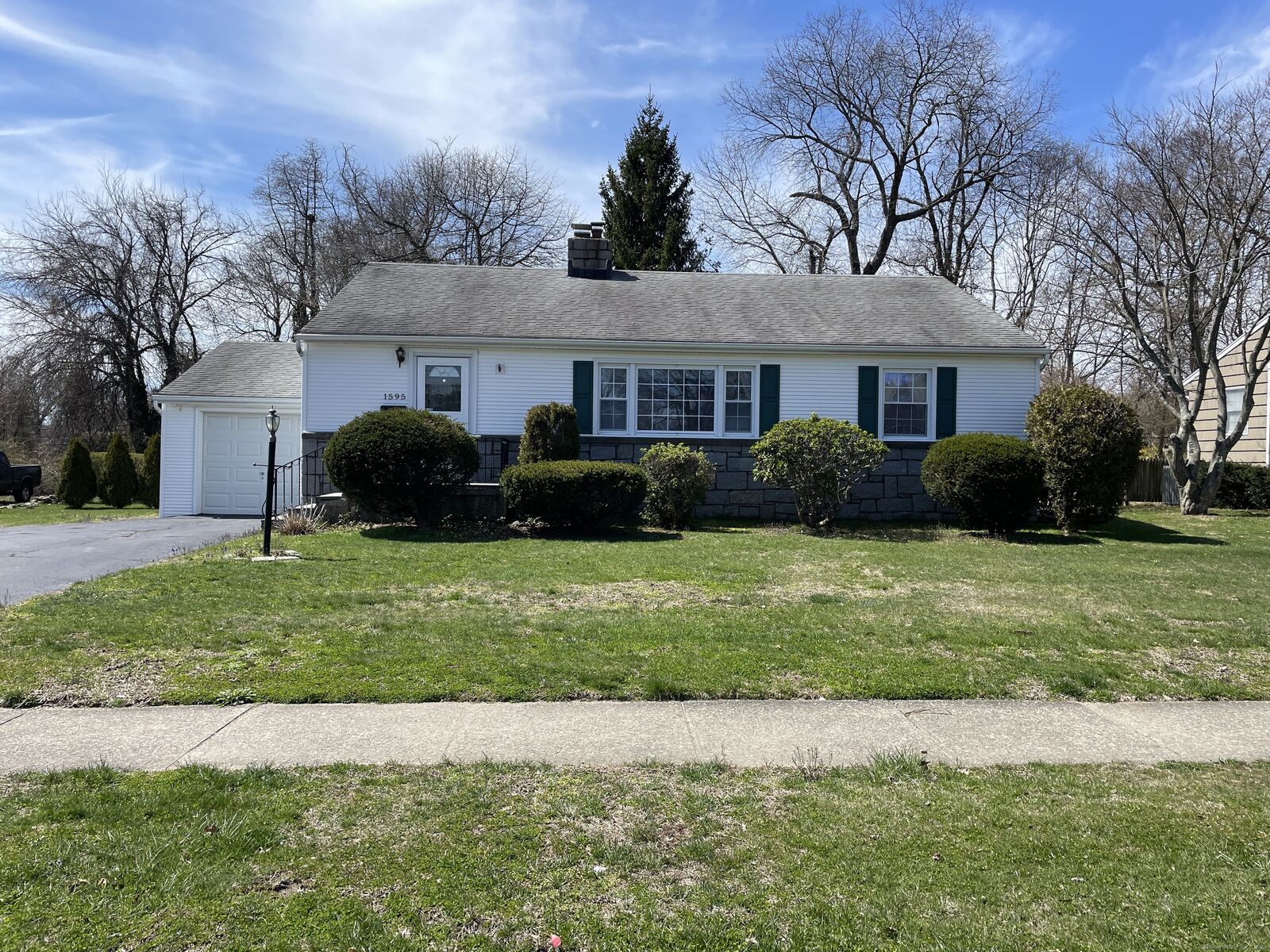 Property Photo:  1595 Nichols Avenue  CT 06614 