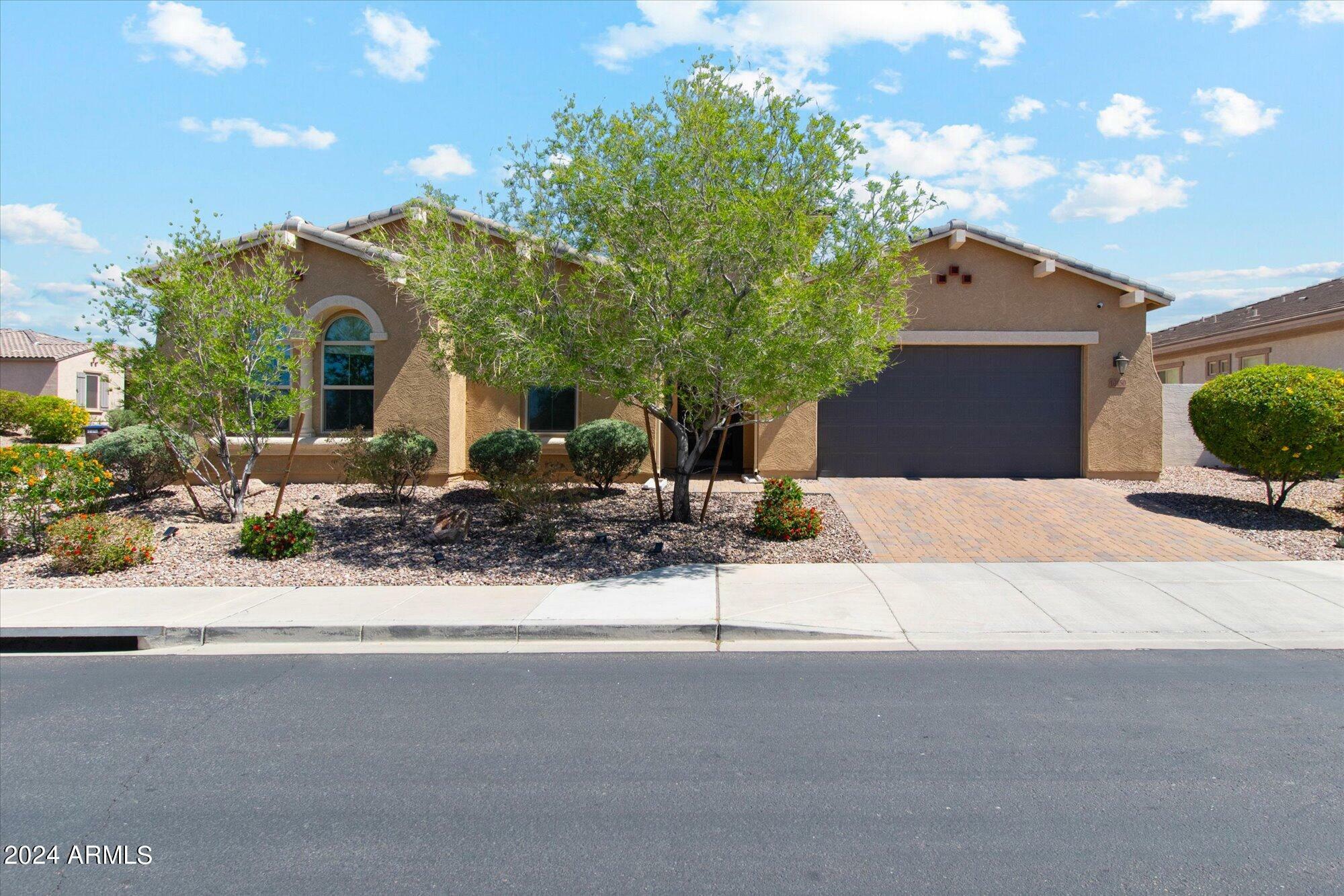 Property Photo:  10150 W Spur Drive  AZ 85383 