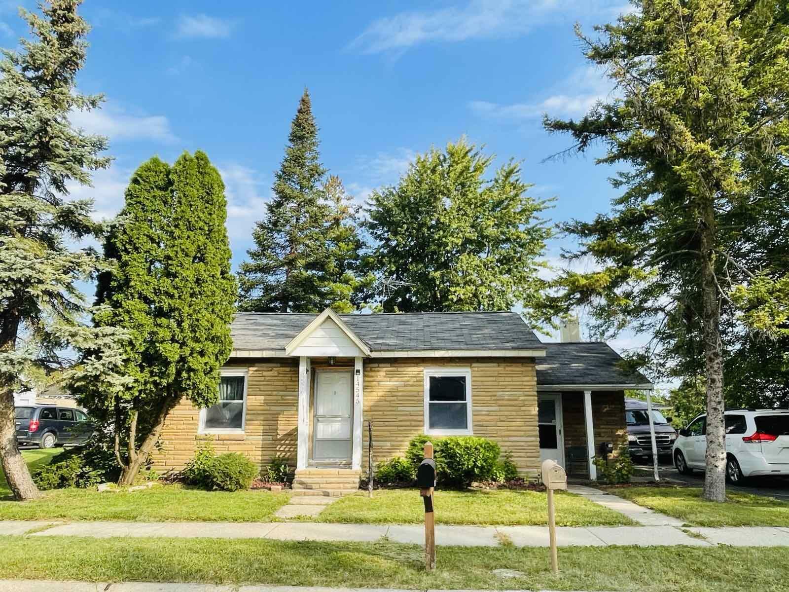 Property Photo:  14545 Hoerning Avenue  MI 48088 