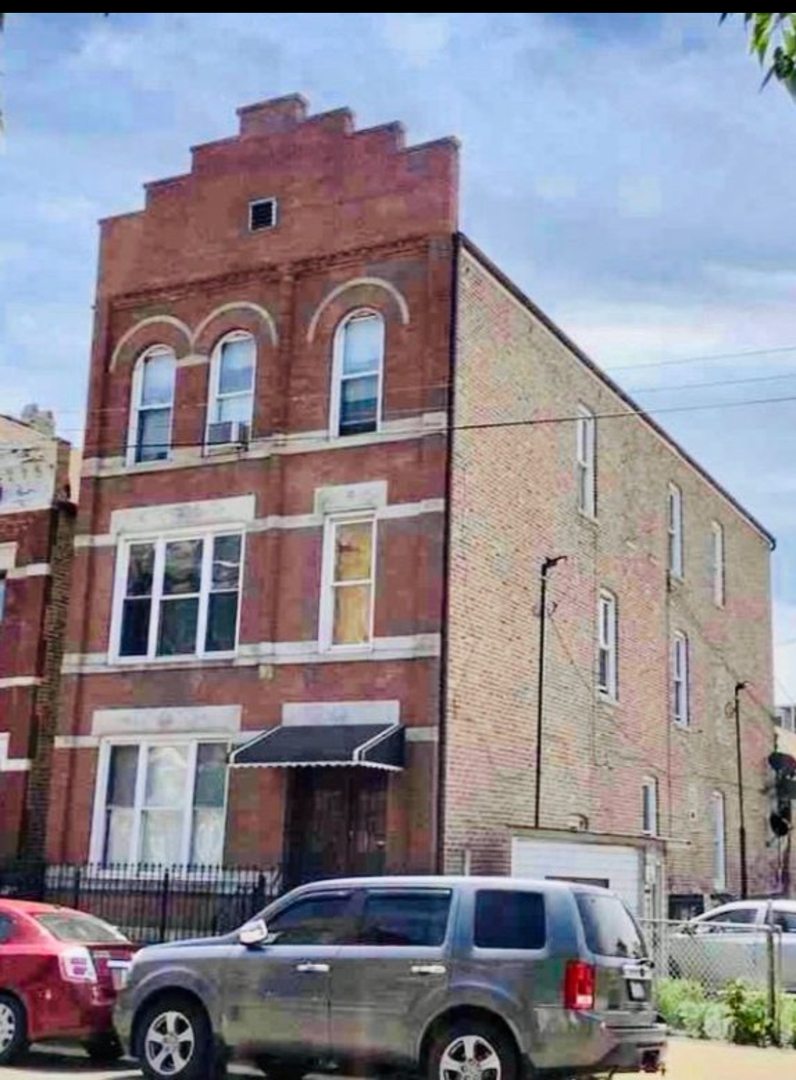Property Photo: 1533 W 17th Street 3F IL 60608