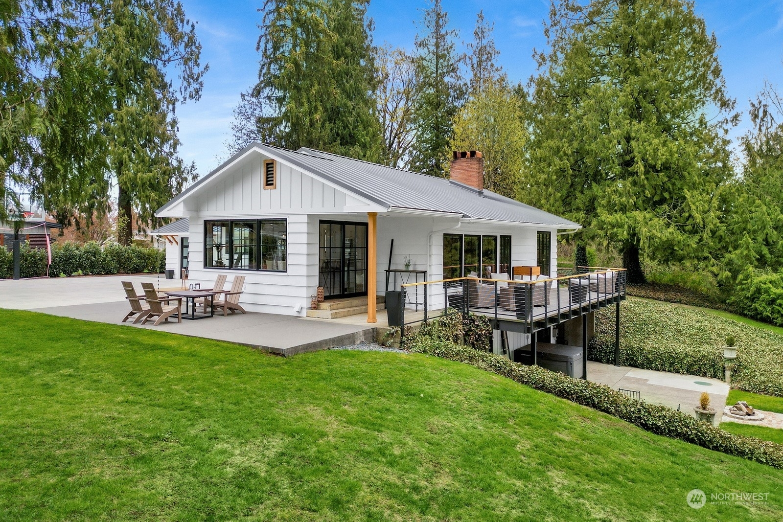 Property Photo:  131 E Cedar Drive  WA 98264 