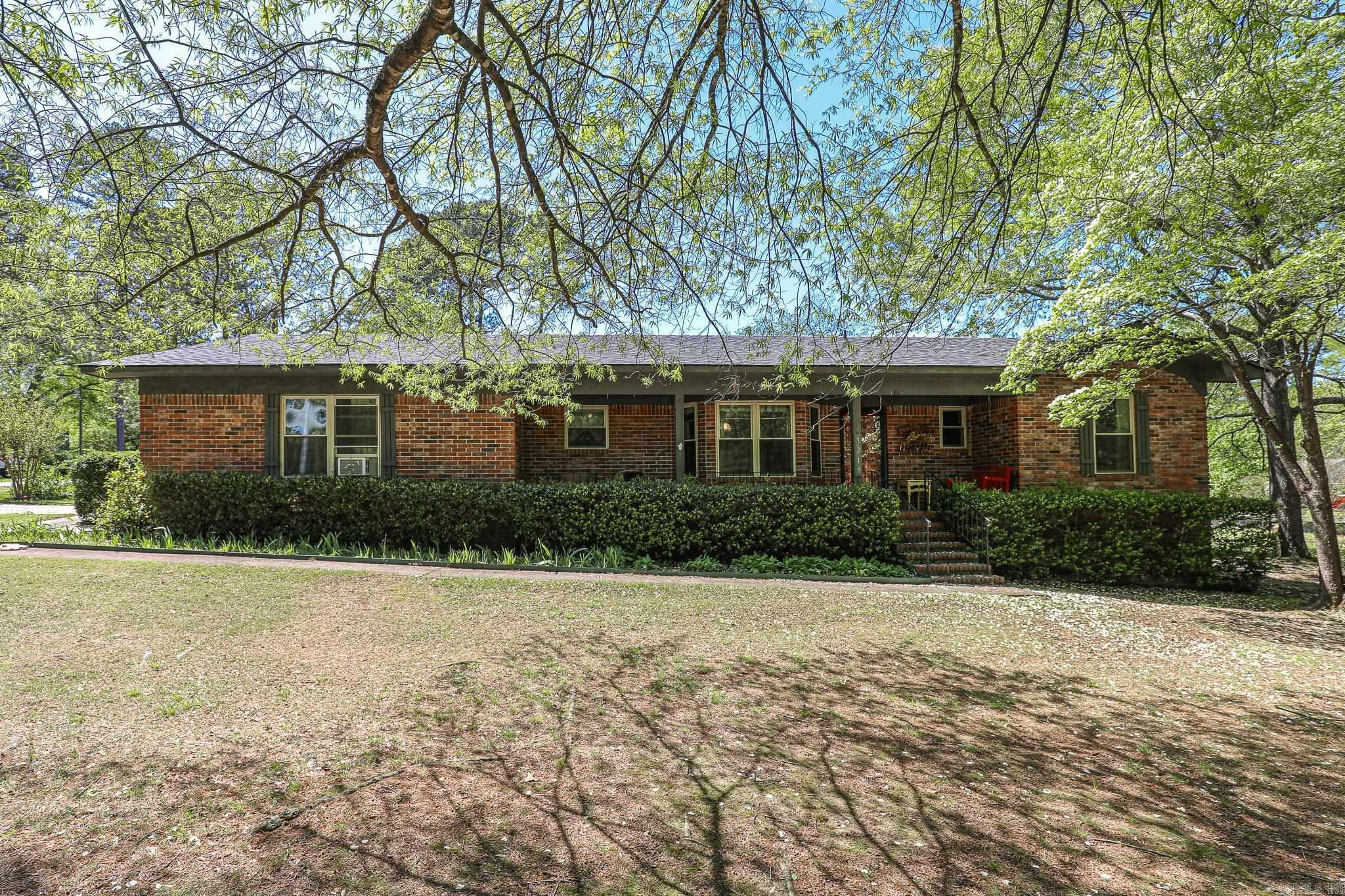 Property Photo:  7217 Hart Road  AR 72019 