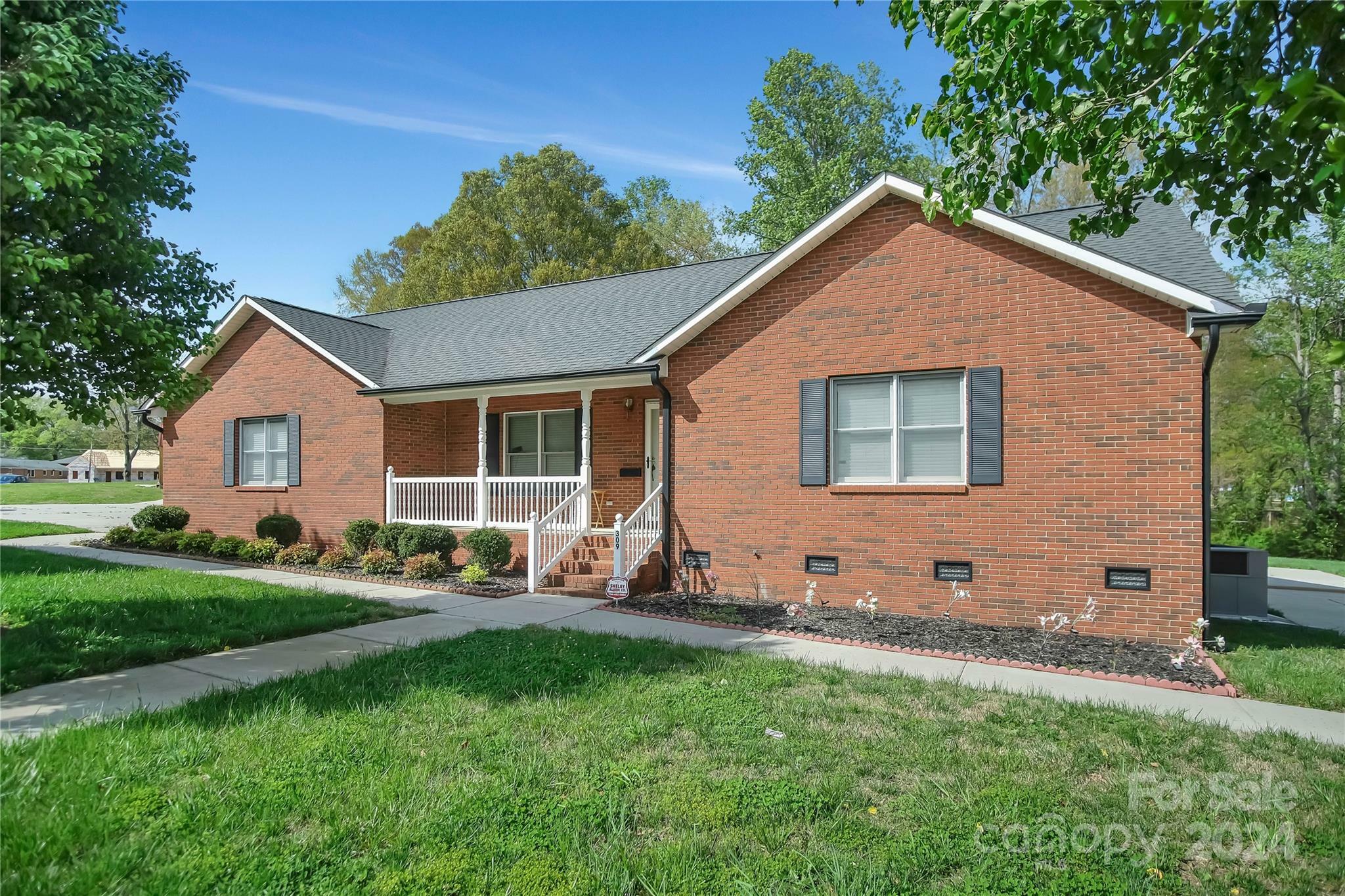 Property Photo: 309 Bates Avenue NC 28021