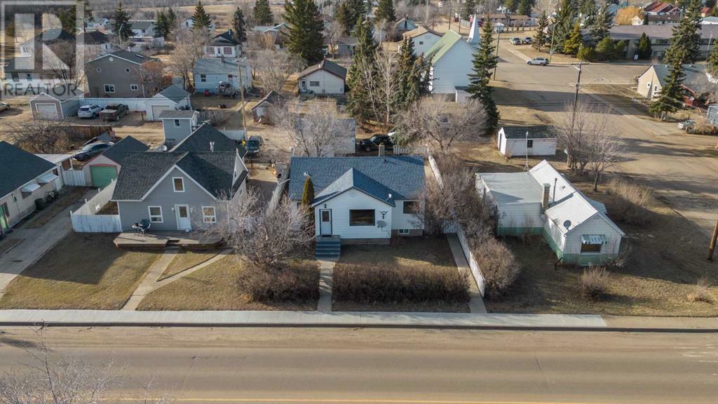 Photo de la propriété:  4936 49 Street  AB T0B 1V0 