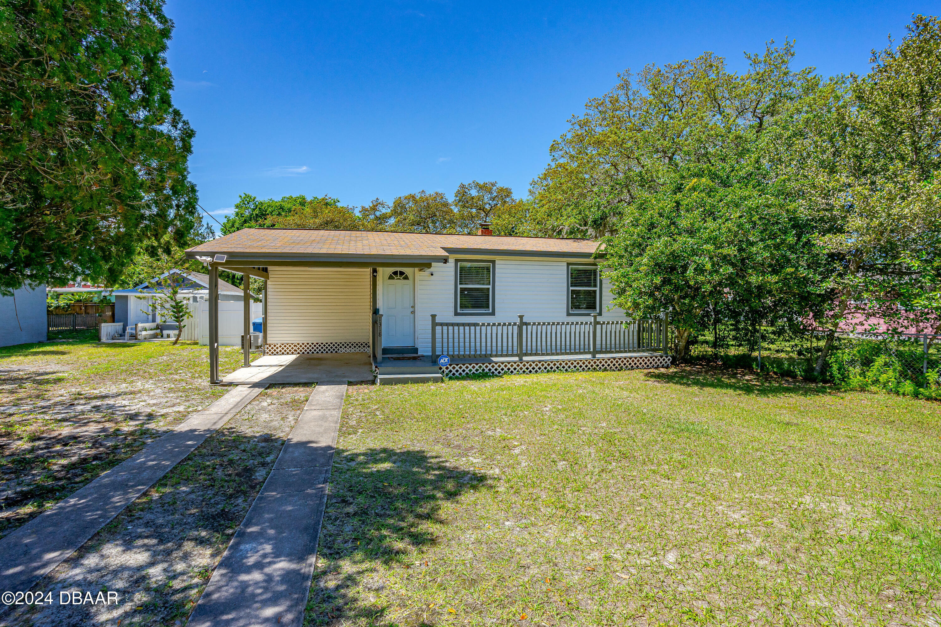 Property Photo:  1318 San Jose Boulevard  FL 32117 