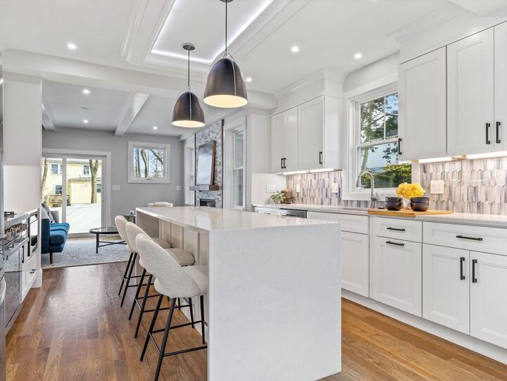 Property Photo: 22 Burton St 22 MA 02476