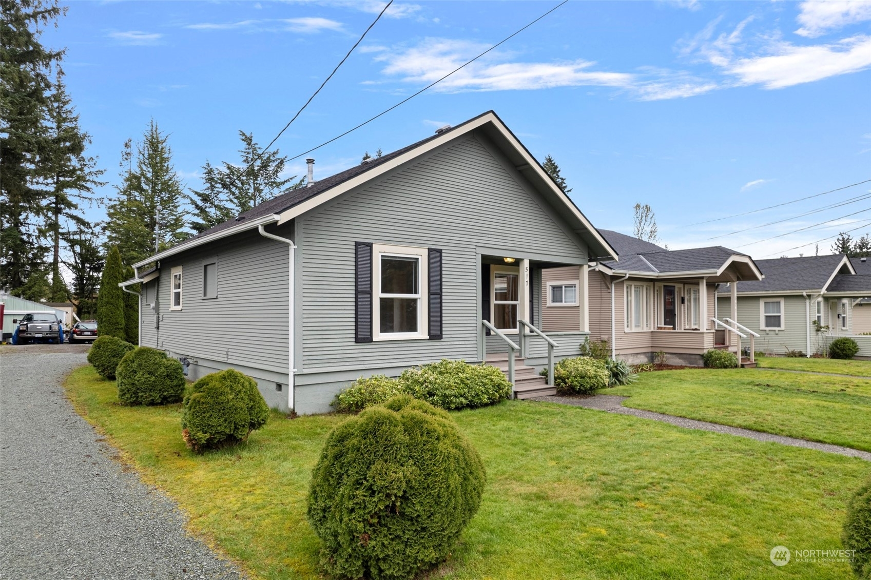 Property Photo:  517 Ball Street  WA 98284 