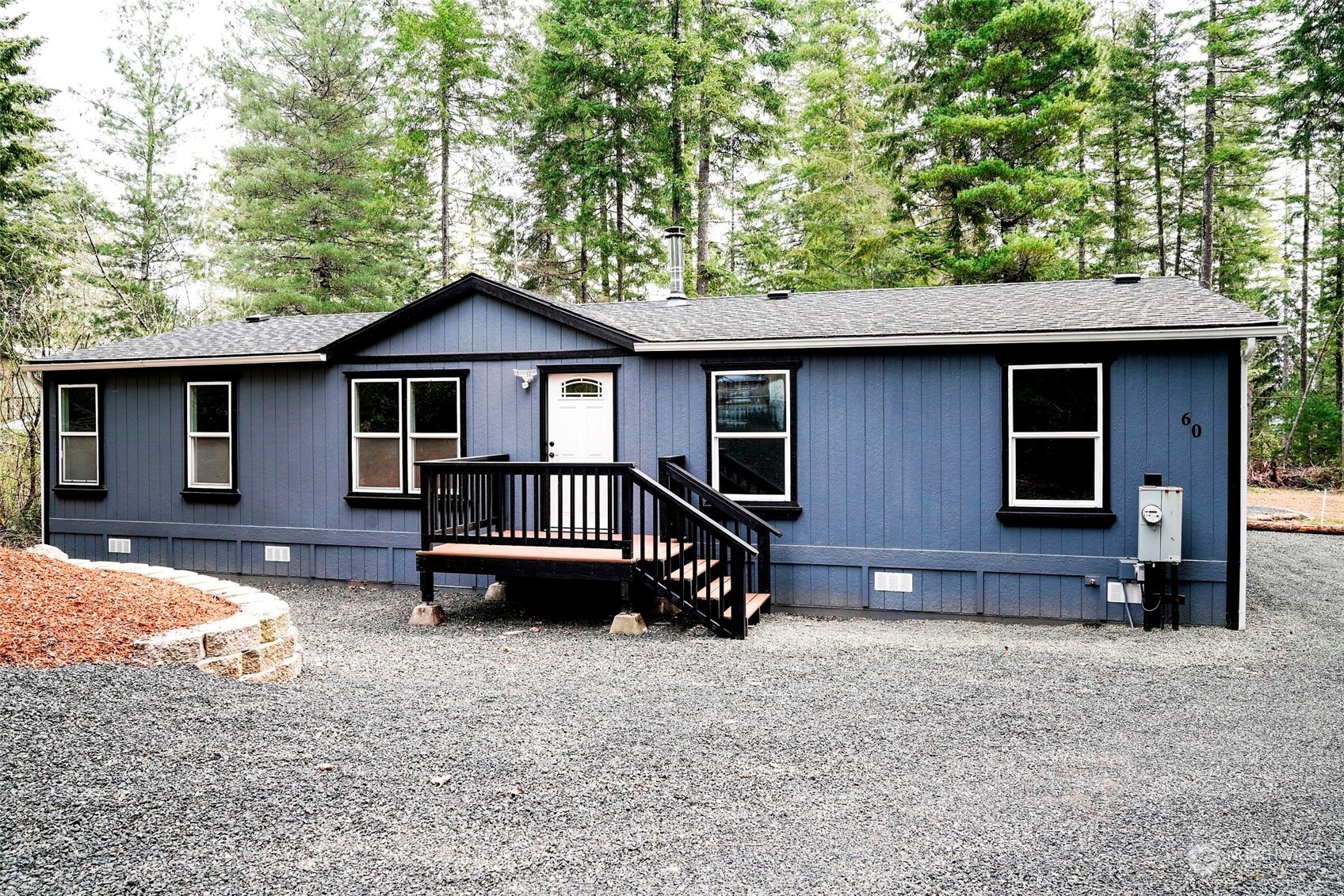 Property Photo:  60 NE Pine Tree Lane  WA 98588 