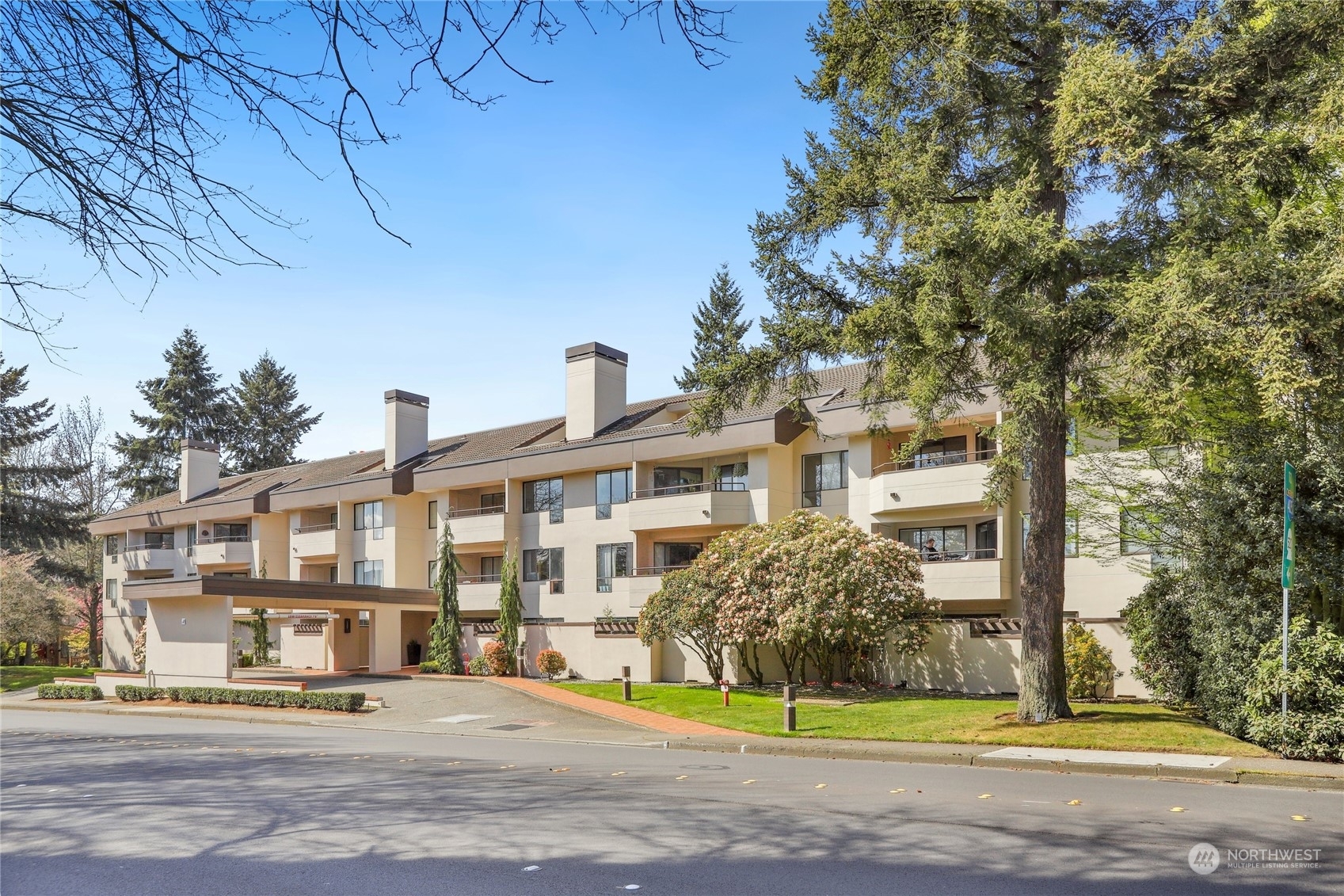 Property Photo: 401 100th Avenue NE 225 WA 98004