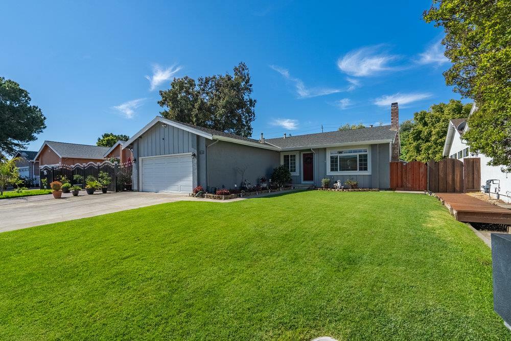 Property Photo:  77 Rosewell Way  CA 95138 