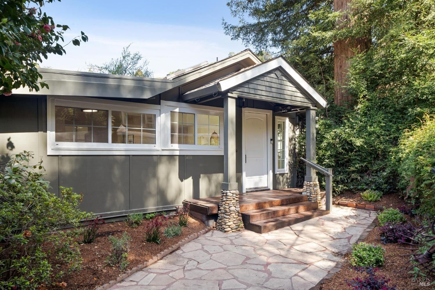 Property Photo:  156 Meernaa Avenue  CA 94930 