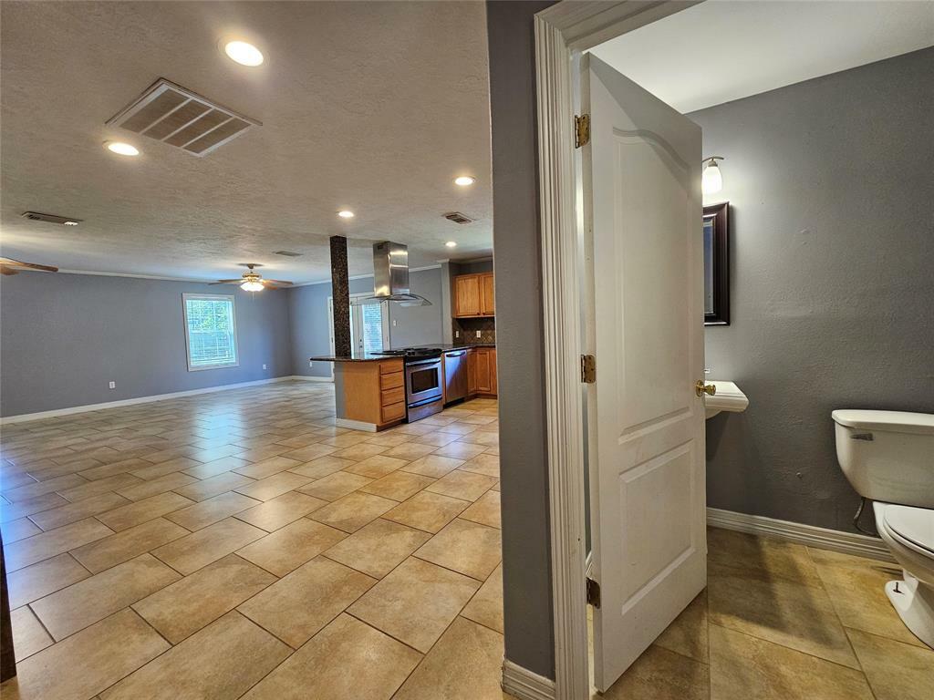 Property Photo: 11223 Burning Tree Drive TX 77356
