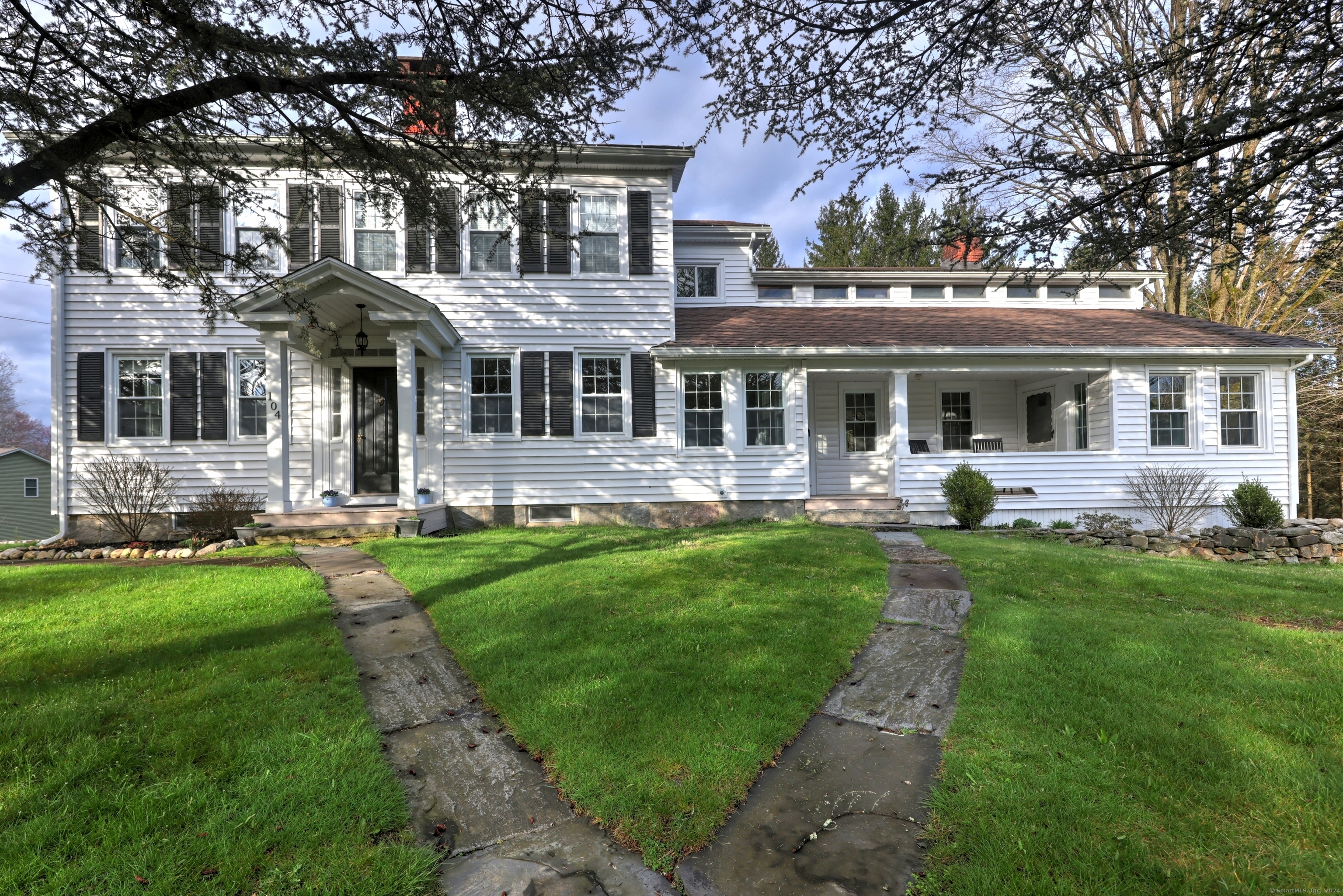 Property Photo: 104 Elm Street CT 06468