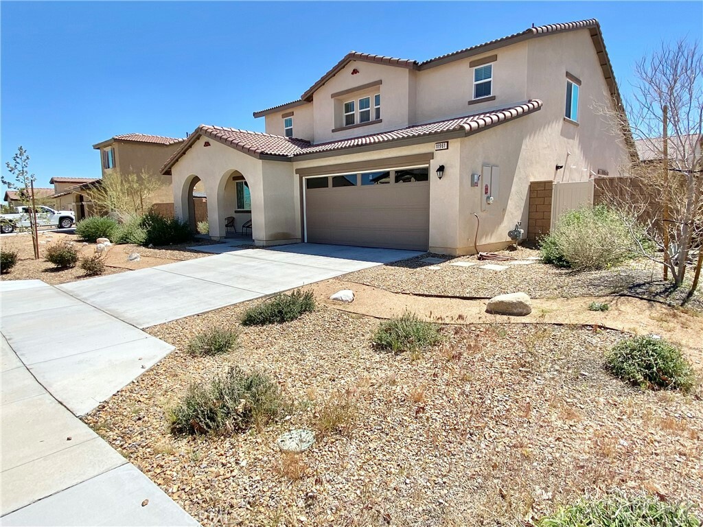 Property Photo:  11961 Sierra Road  CA 92392 