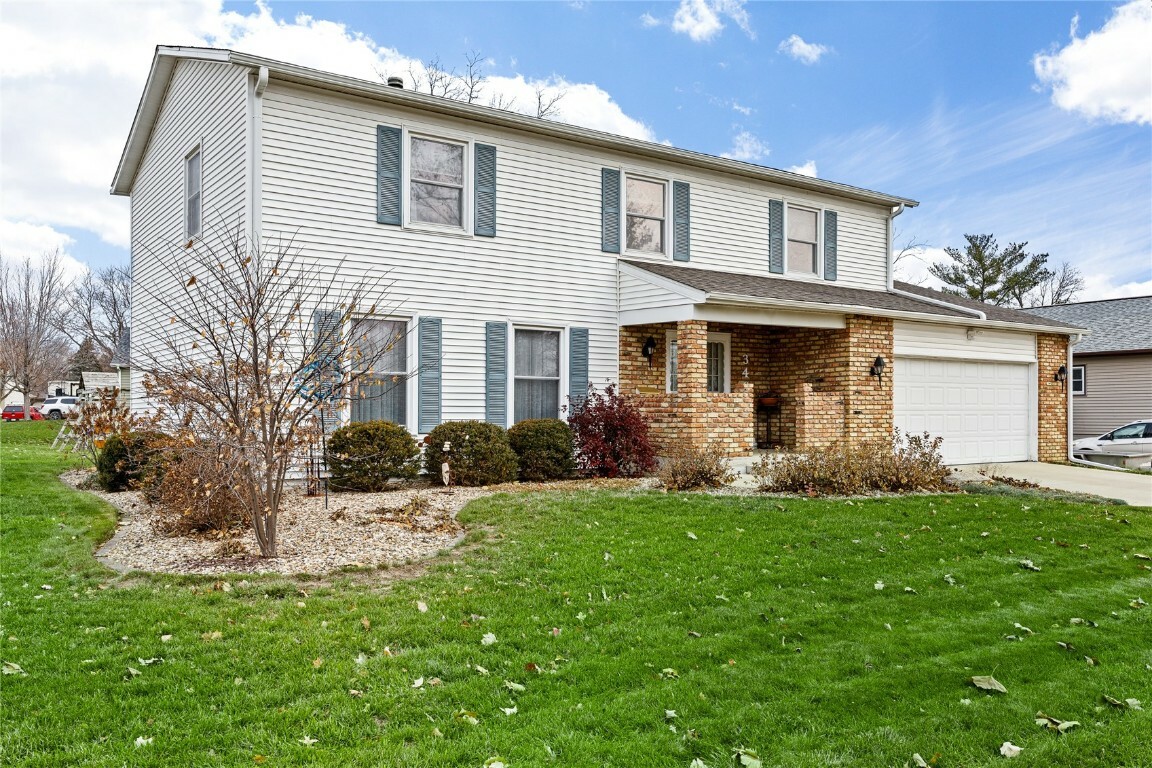 Property Photo:  346 Cambridge Drive NE  IA 52402 