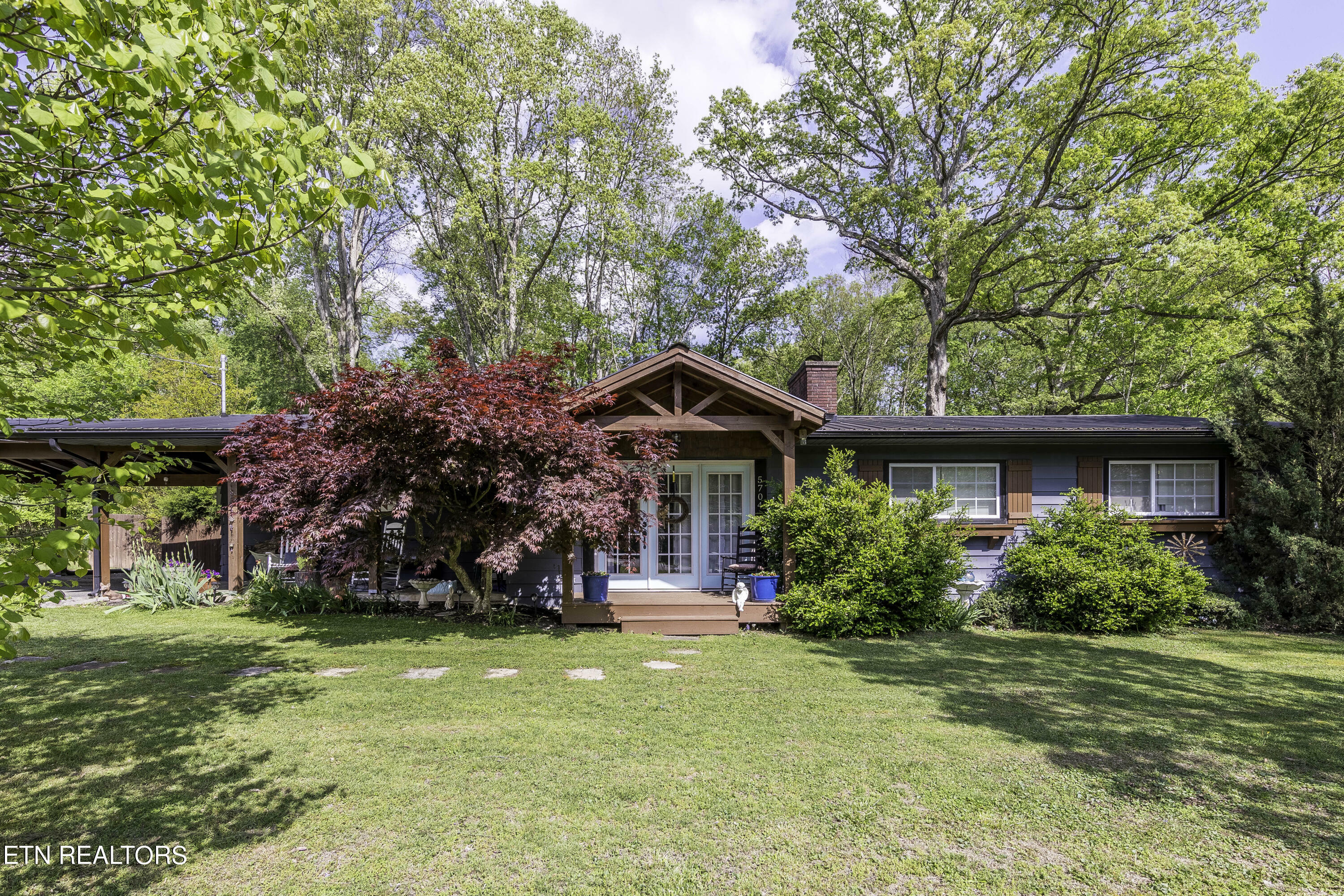 Property Photo:  5704 Briercliff Rd  TN 37918 