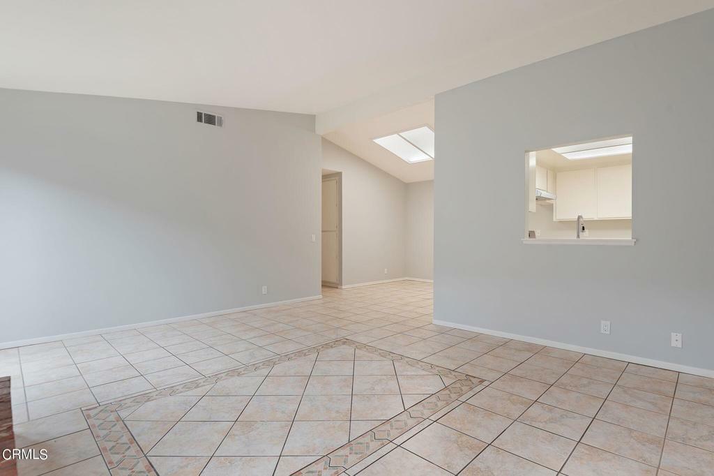 Property Photo:  210 Elizabeth Court  CA 93060 