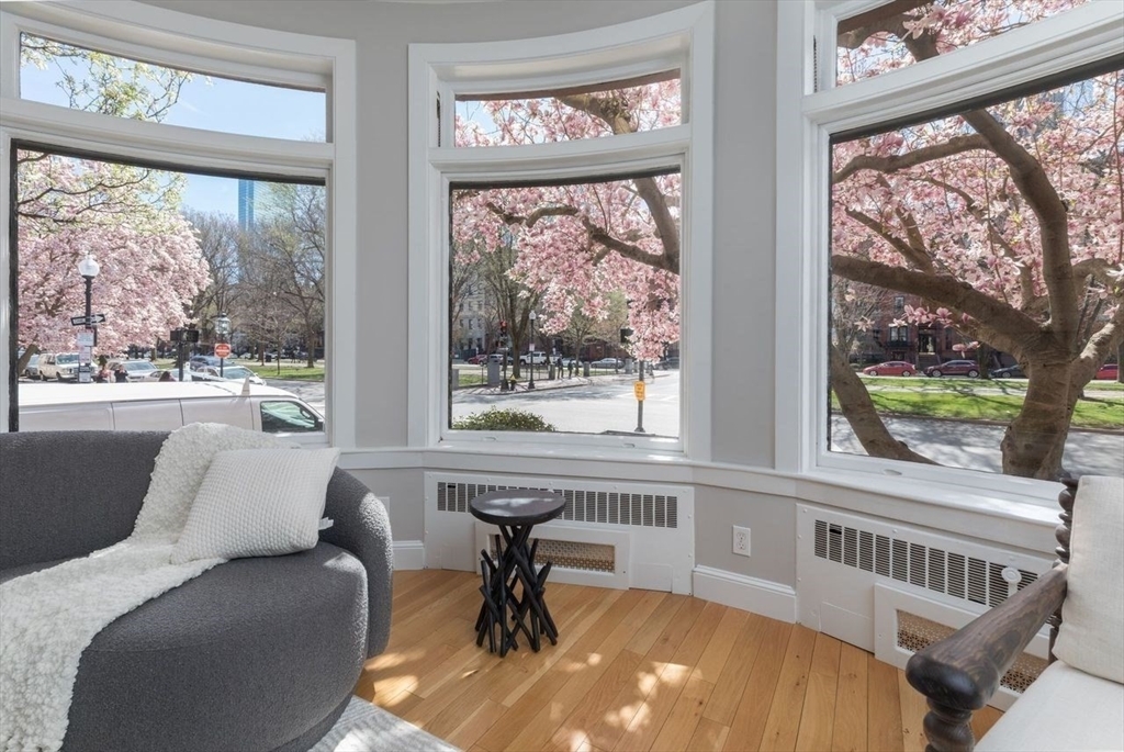 Property Photo: 20 Gloucester Street 1F MA 02115