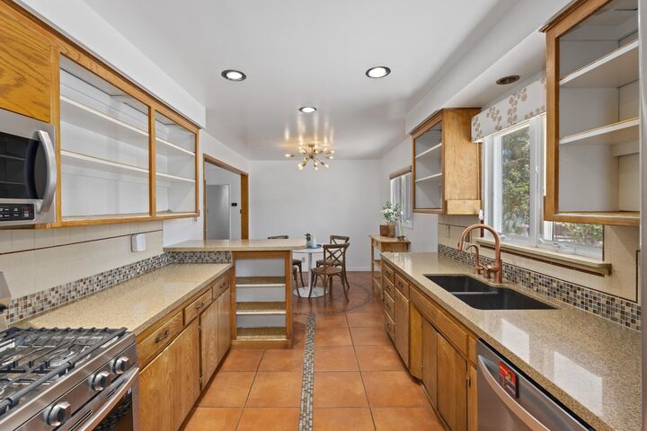 Property Photo: 923 Sunset Drive CA 92081