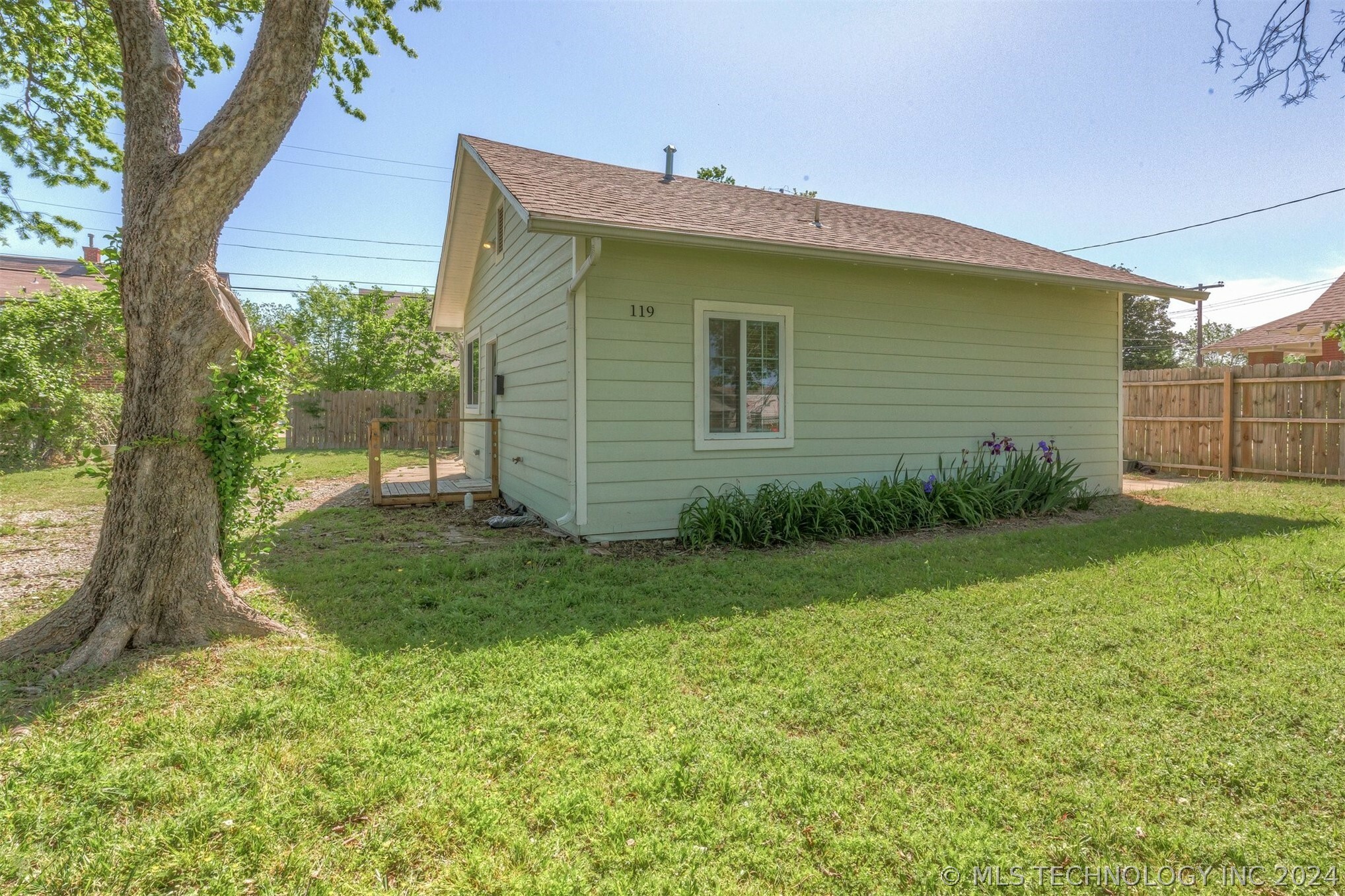 119 N Atlanta Place  Tulsa OK 74110 photo