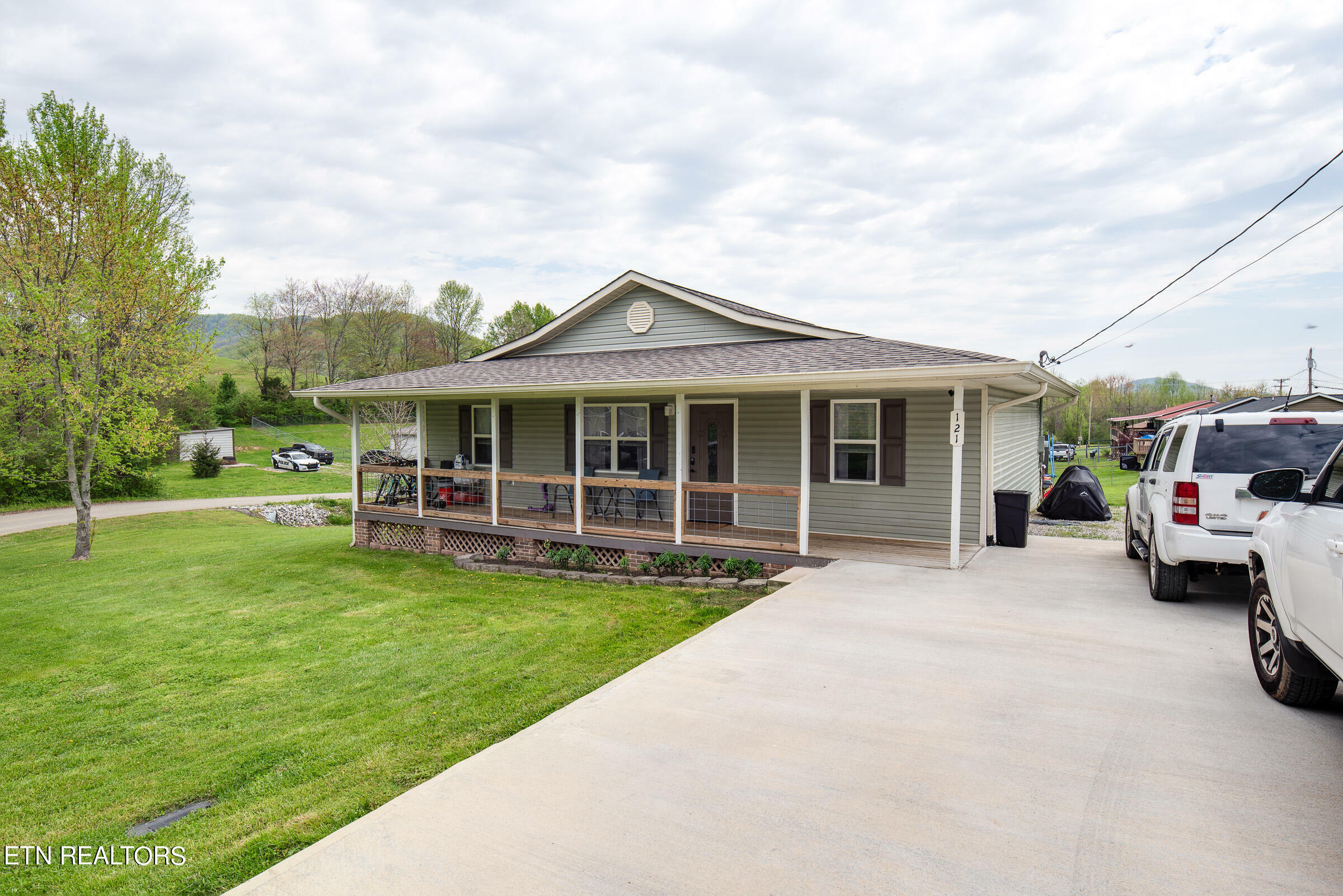 Property Photo:  121 Willow Creek Rd  TN 37887 