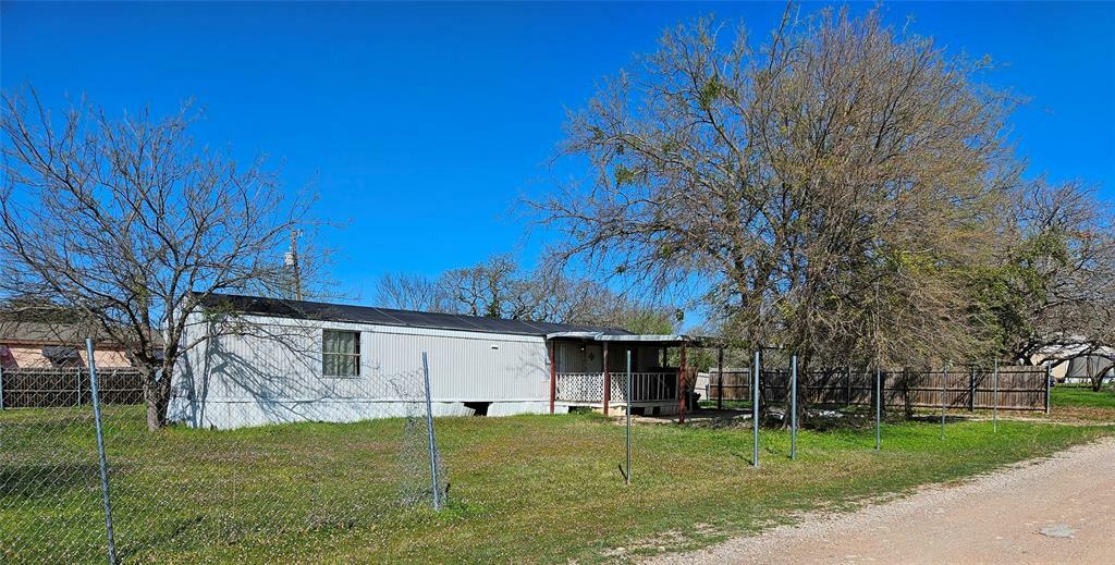 Property Photo:  5718 Arkansas Trail  TX 76048 