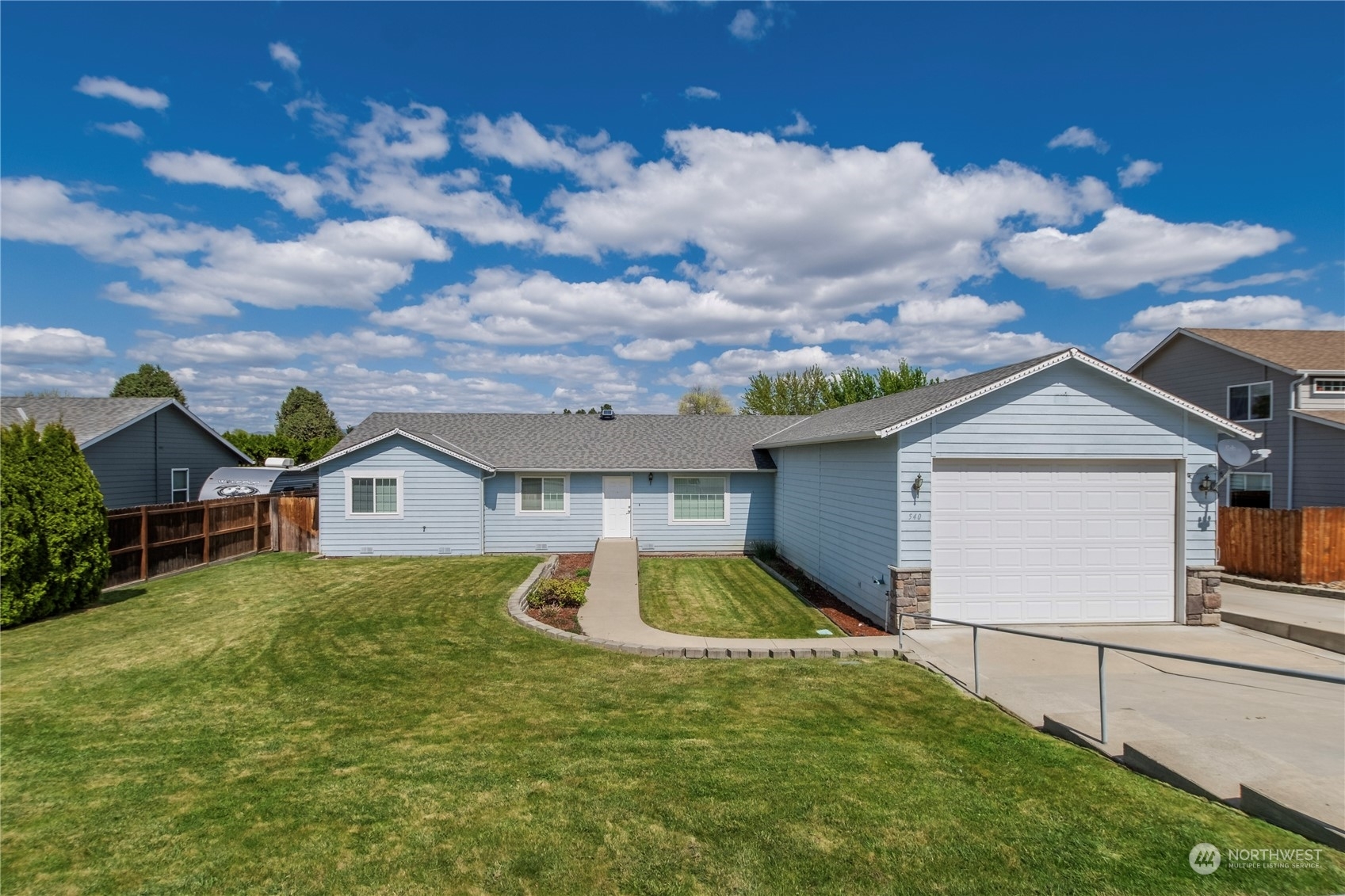 Property Photo:  540 Chrisand Lane  WA 98801 