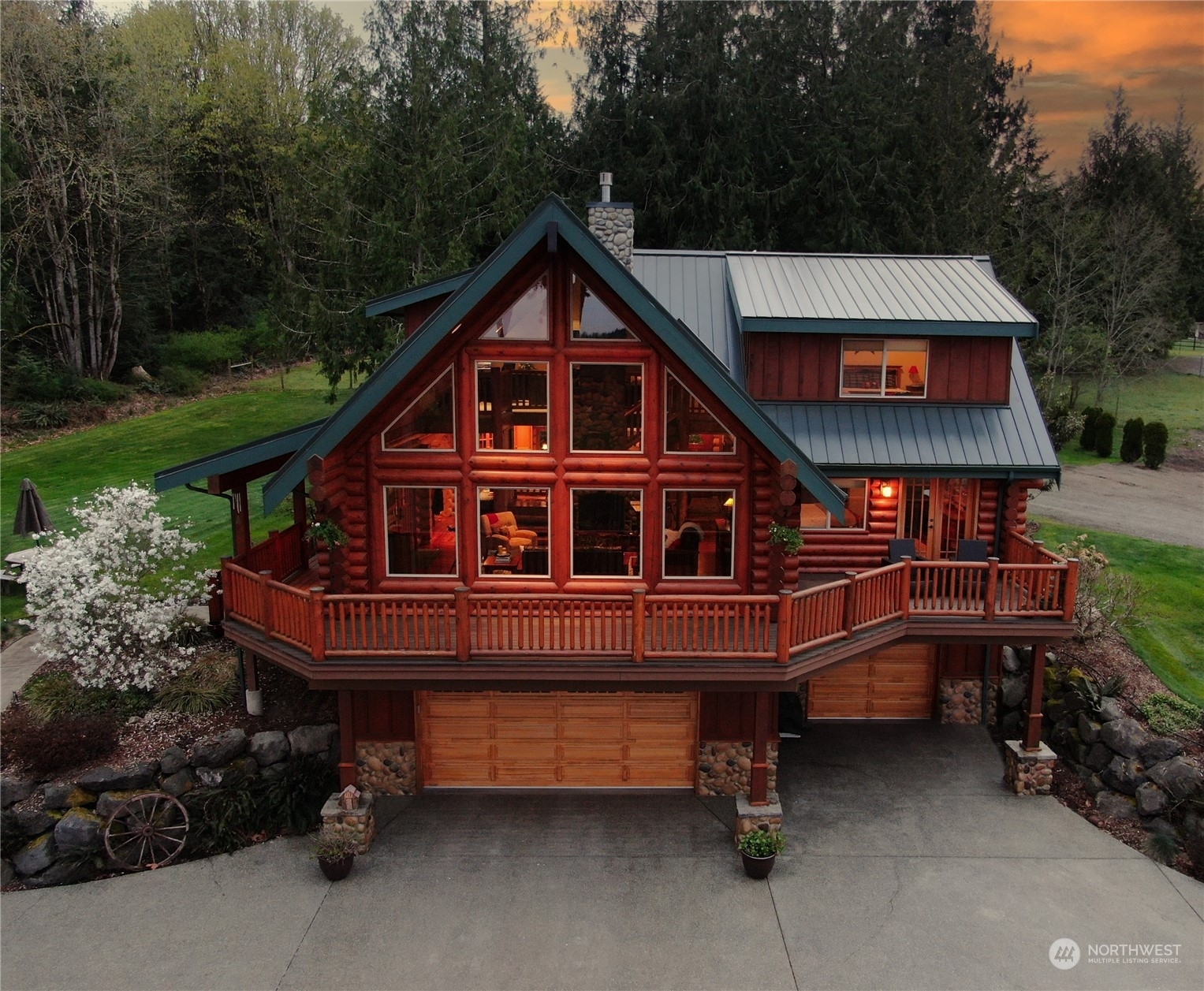 Property Photo:  305 Gifford Hill Drive  WA 98325 