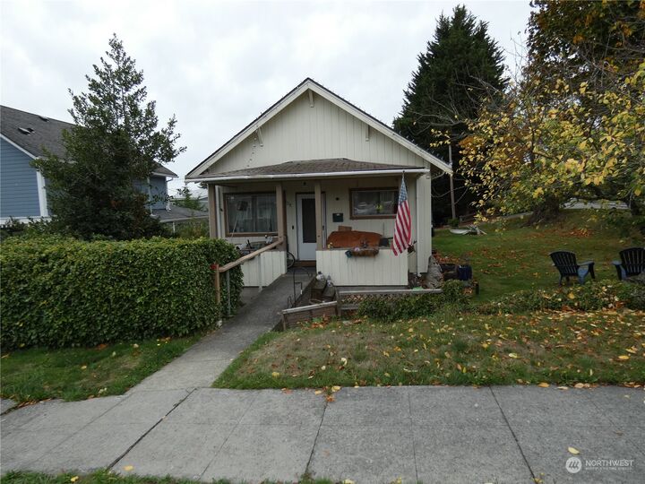 1217 15th Street  Anacortes WA 98221 photo