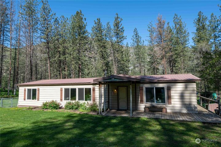 37 Oakes Drive  Tonasket WA 98855 photo
