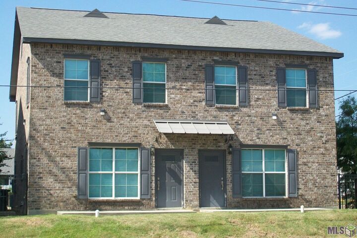 Property Photo: 3151-3181 North Blvd #4 LA 70806