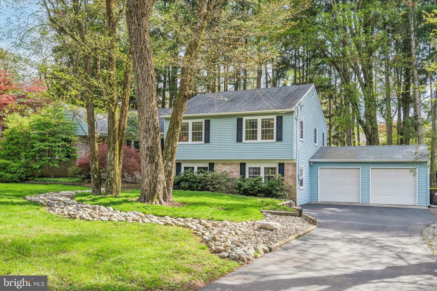 Property Photo:  26 Pebble Woods Dr N  PA 18901 