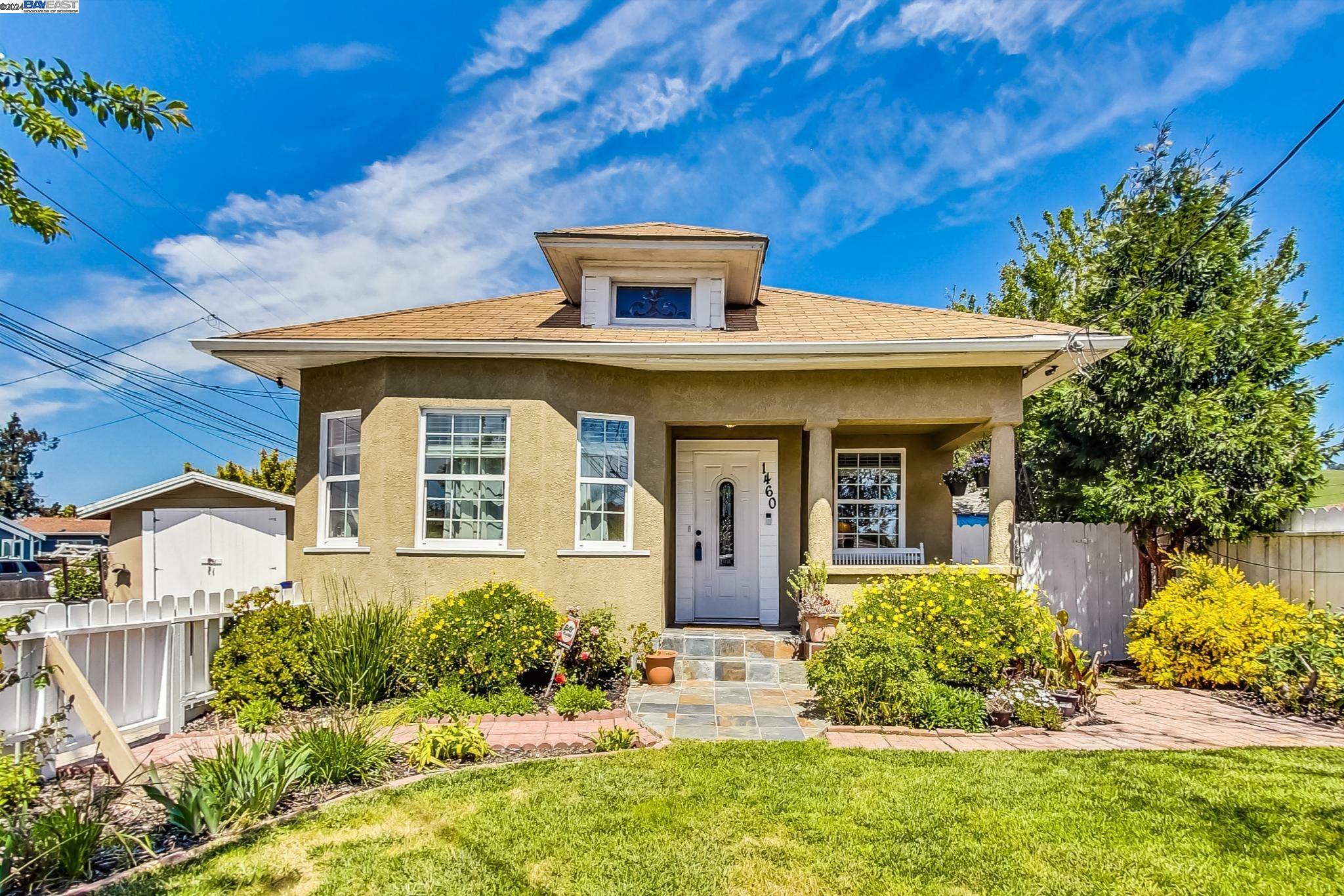 Property Photo:  1460 Oriole Ave  CA 94578 