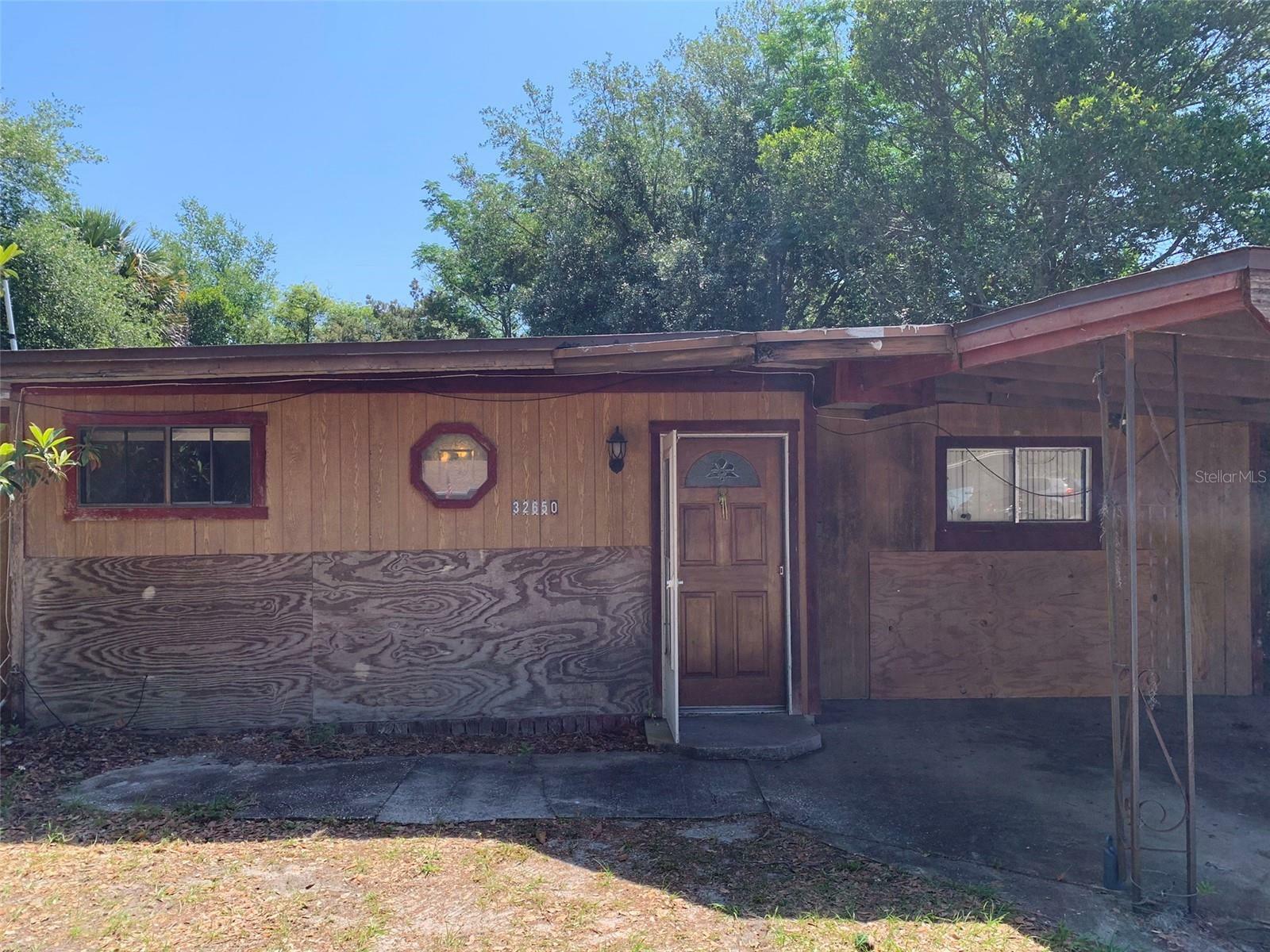 Property Photo:  32650 Azealia Place  FL 32778 