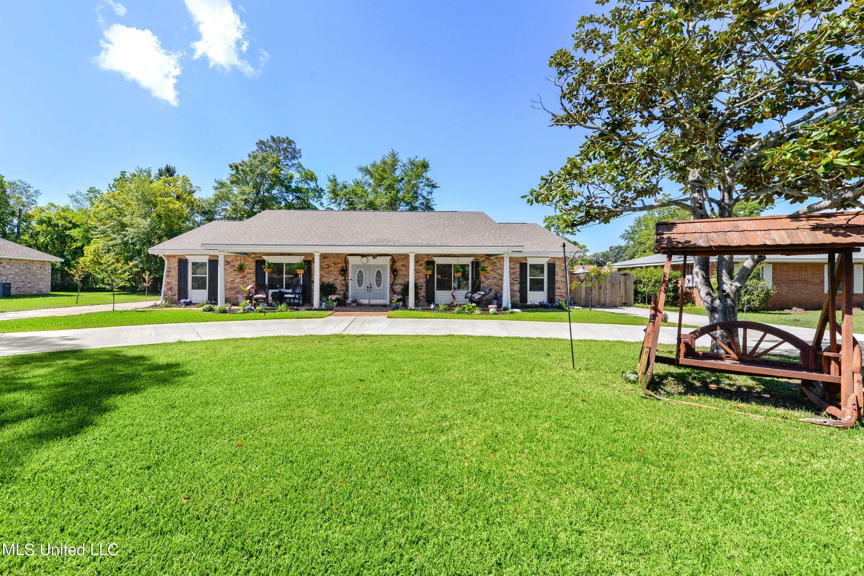 Property Photo:  612 Highland Drive  MS 39520 