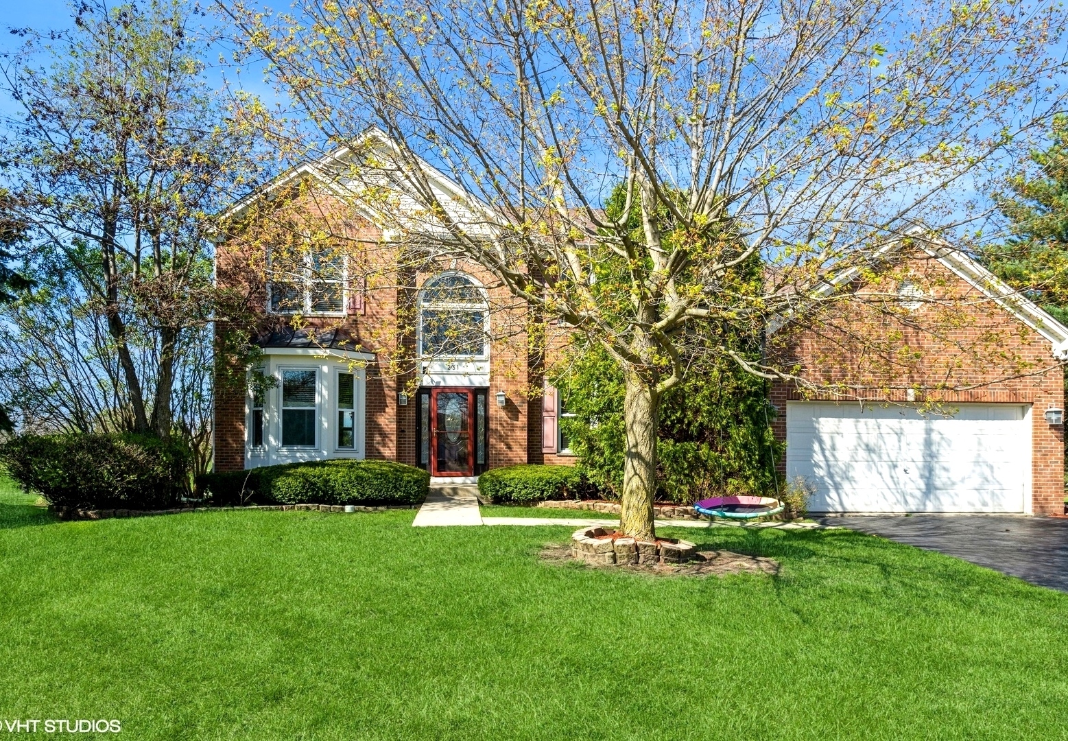 Property Photo: 231 Summerdale Lane IL 60102