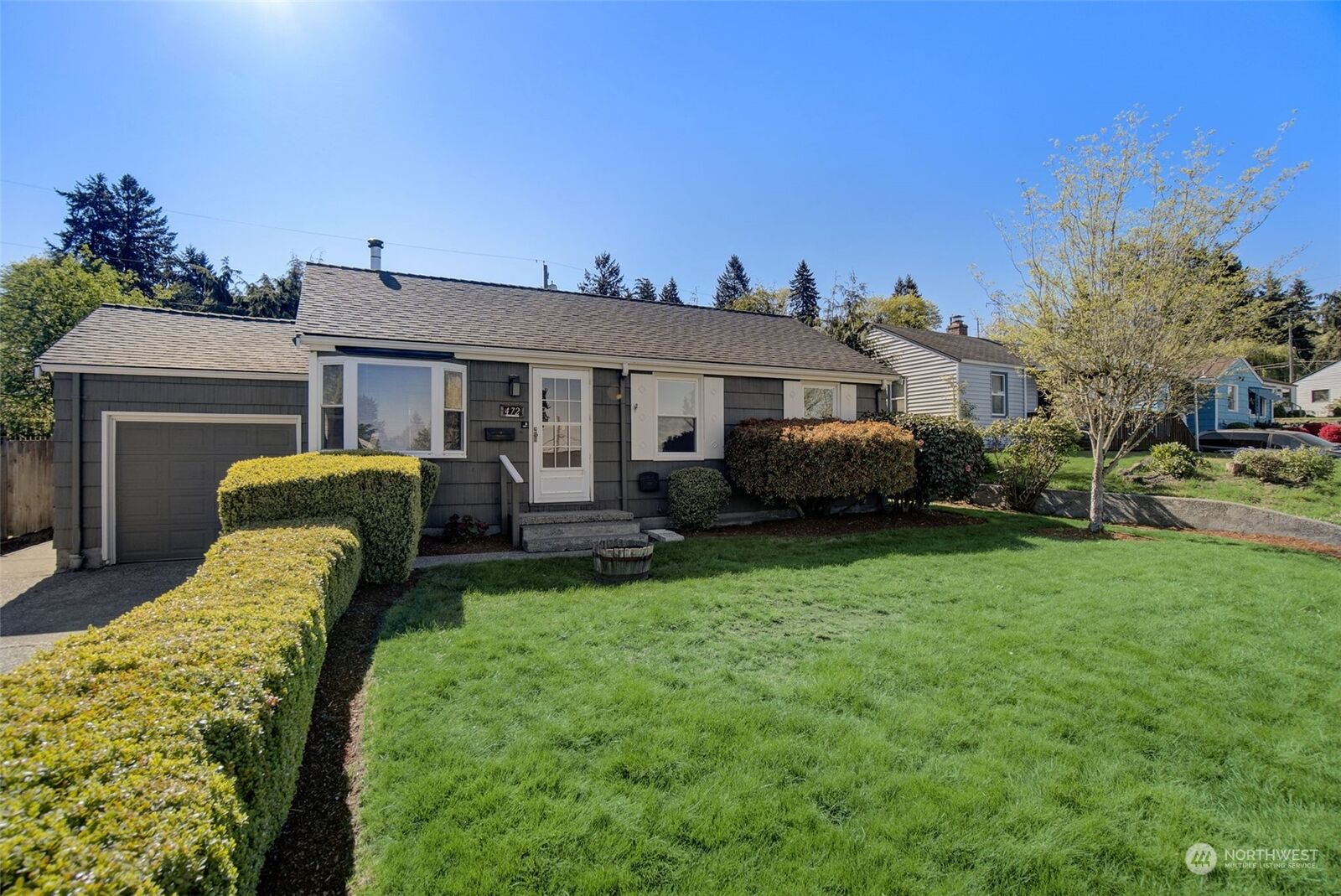 Property Photo: 472 Bronson Way NE WA 98056