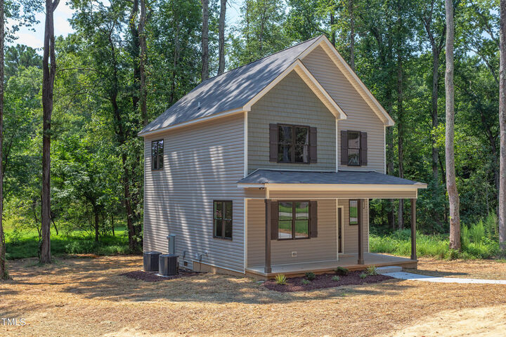 Property Photo:  204 Cardinal Court  NC 27565 