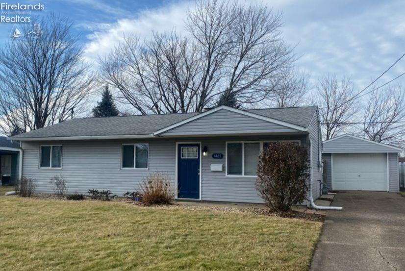 Property Photo: 1405 Wamajo Drive OH 44870