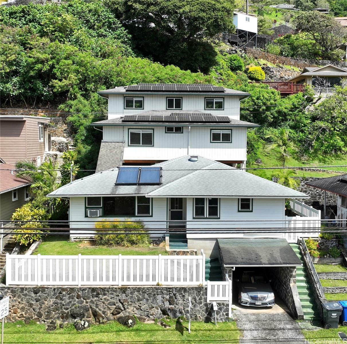 Property Photo:  2826 Manoa Road  HI 96822 