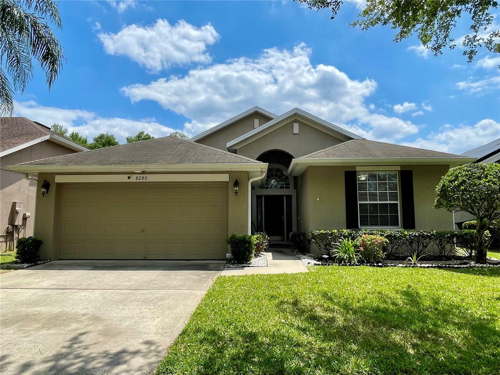 Property Photo:  8280 Baywood Vista Drive  FL 32810 