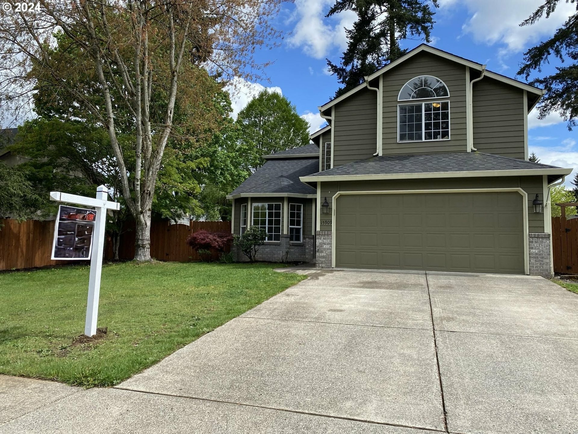 Property Photo:  15909 NE 83rd St  WA 98682 