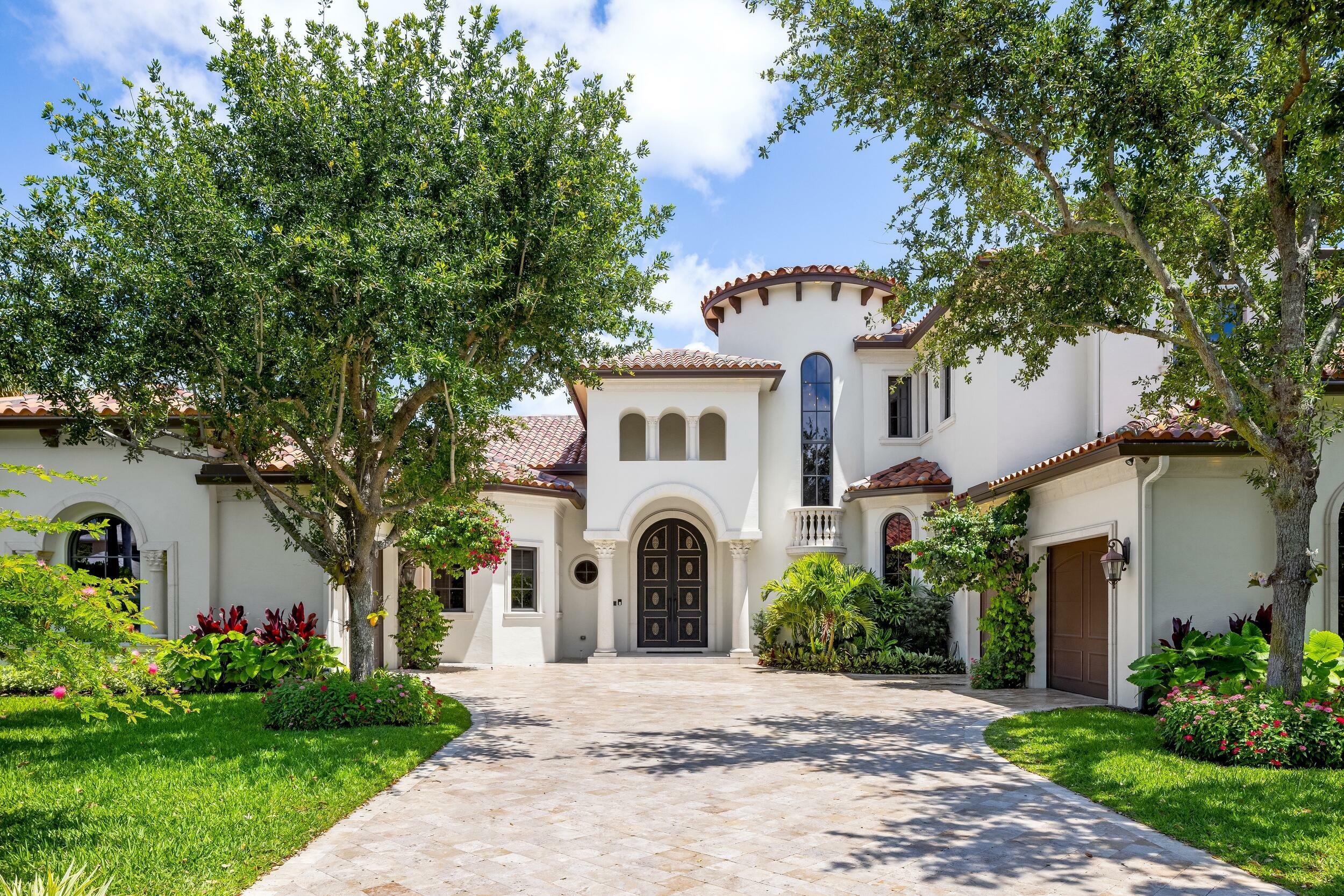 Property Photo: 4100 Sanctuary Lane FL 33431