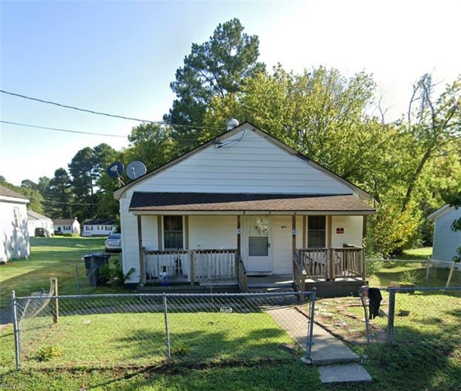 Property Photo:  603 Railroad Avenue  VA 23888 