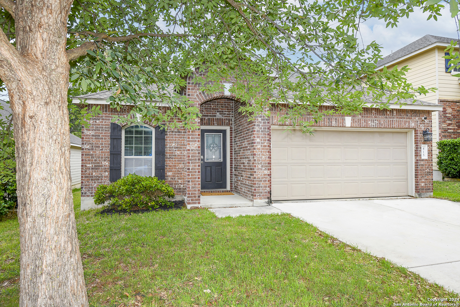 Property Photo:  415 Unicorn Ranch  TX 78245 