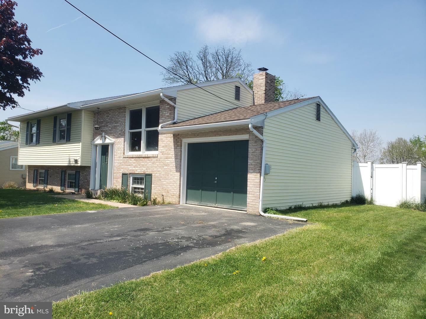 Property Photo:  115 Slover Road  PA 17055 