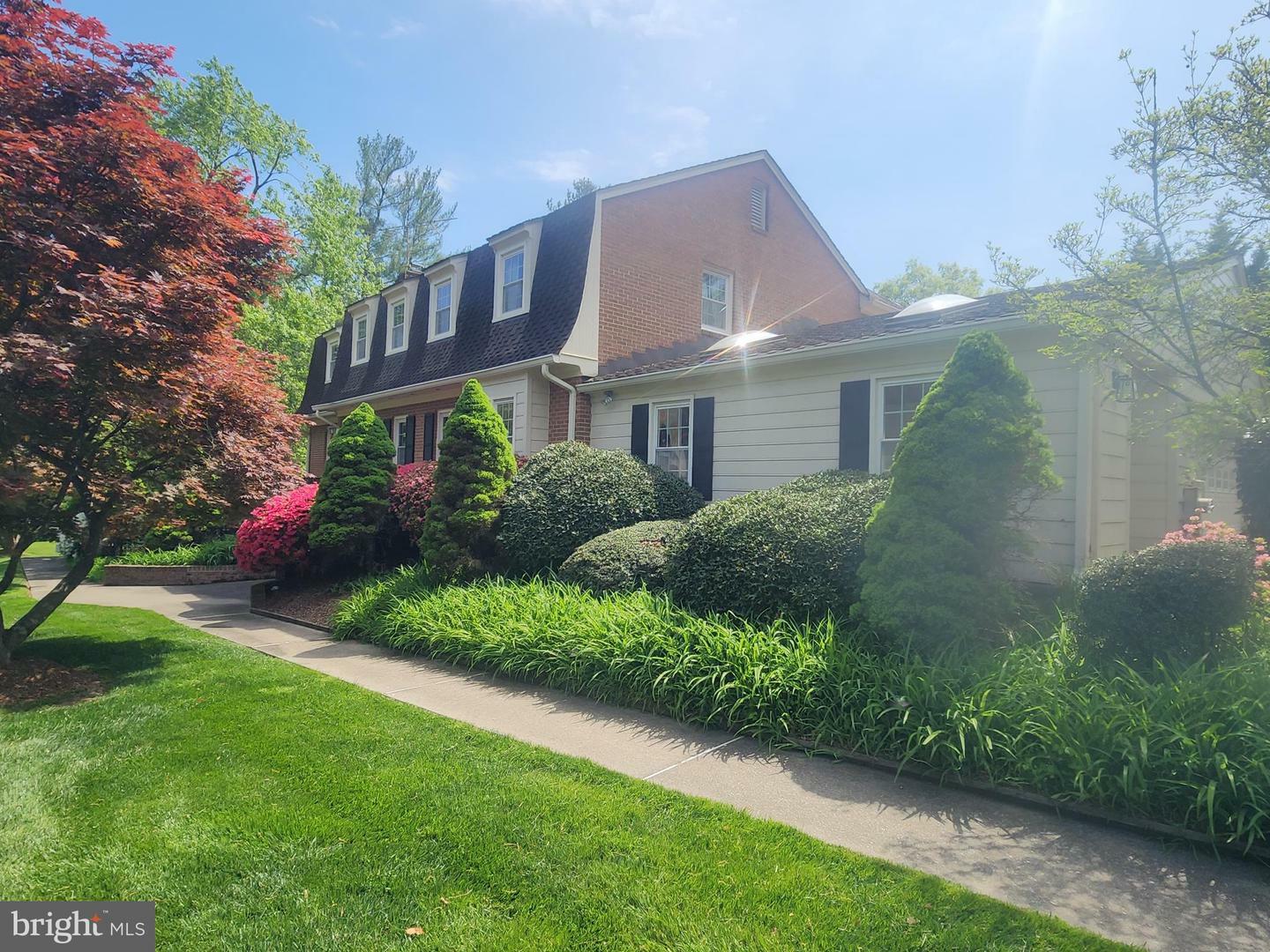 Property Photo:  9510 Kentsdale Drive  MD 20854 