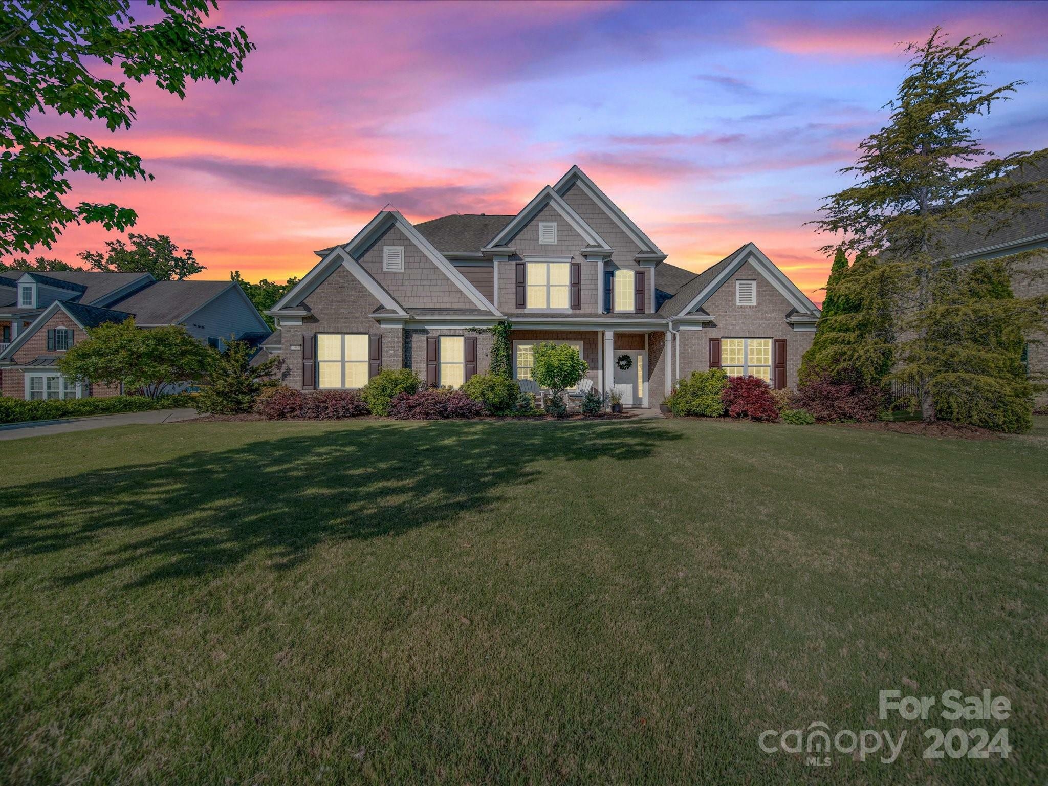 Property Photo:  10400 Waxhaw Manor Drive 33  NC 28173 