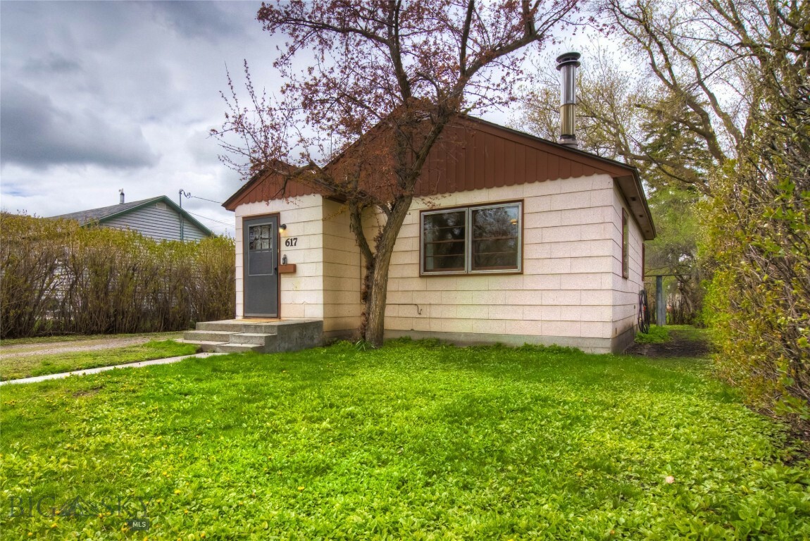 Property Photo:  617 N Willson  MT 59715 