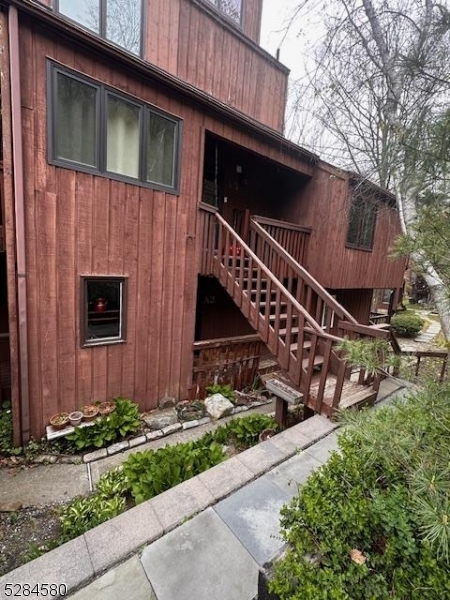 Property Photo: 11 Village Way Unit A2 NJ 07462